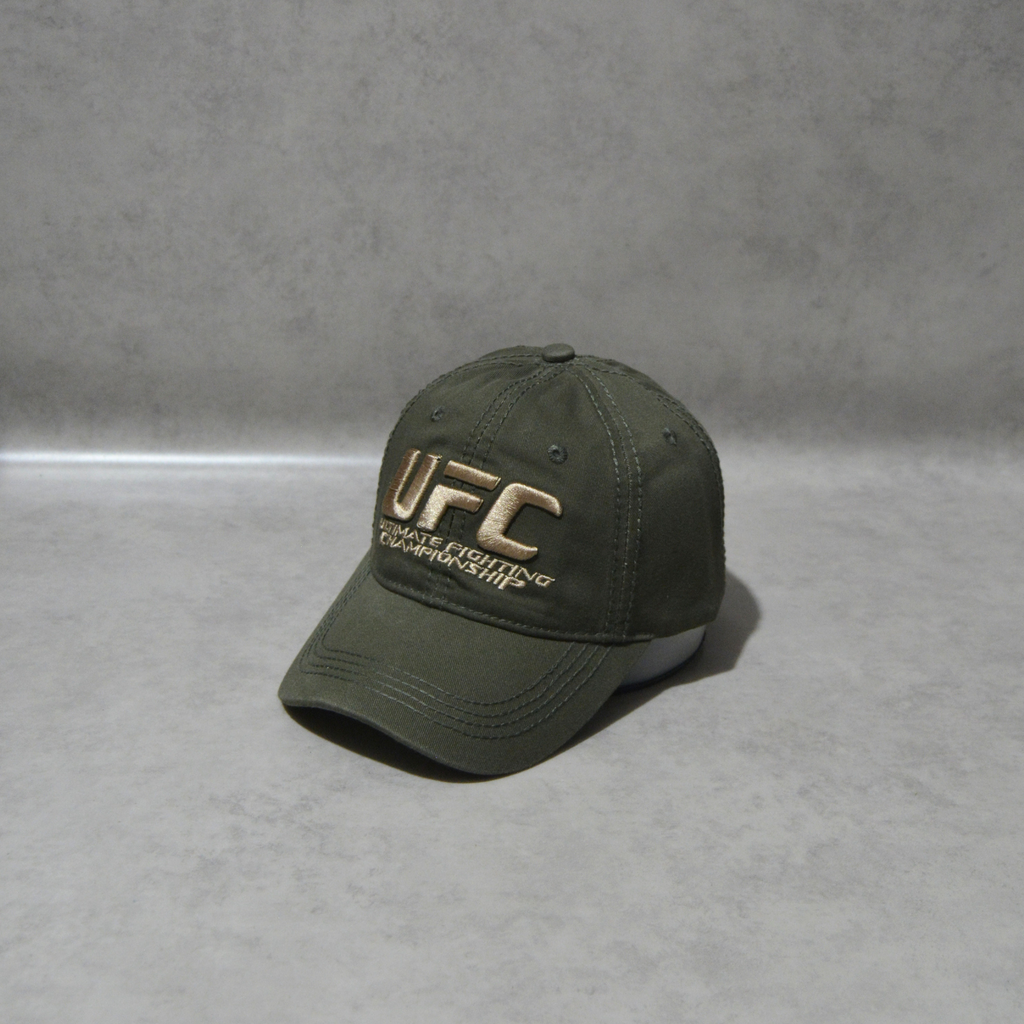 Casquette UFC simple – Style et Puissance