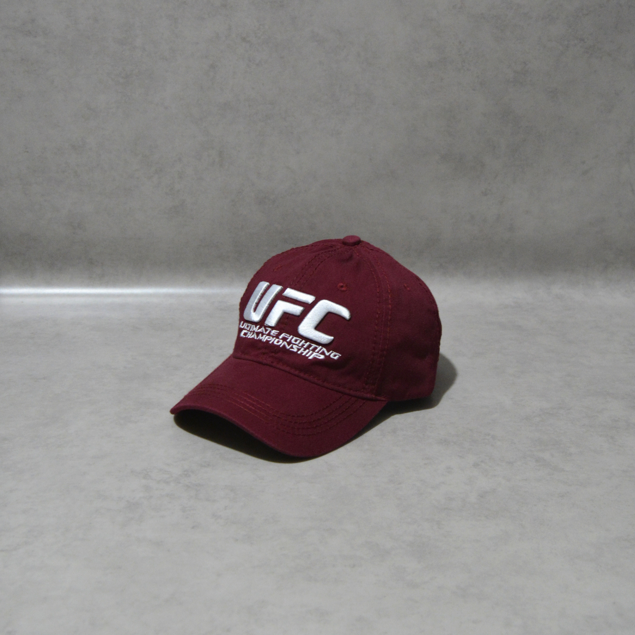 Casquette UFC simple – Style et Puissance