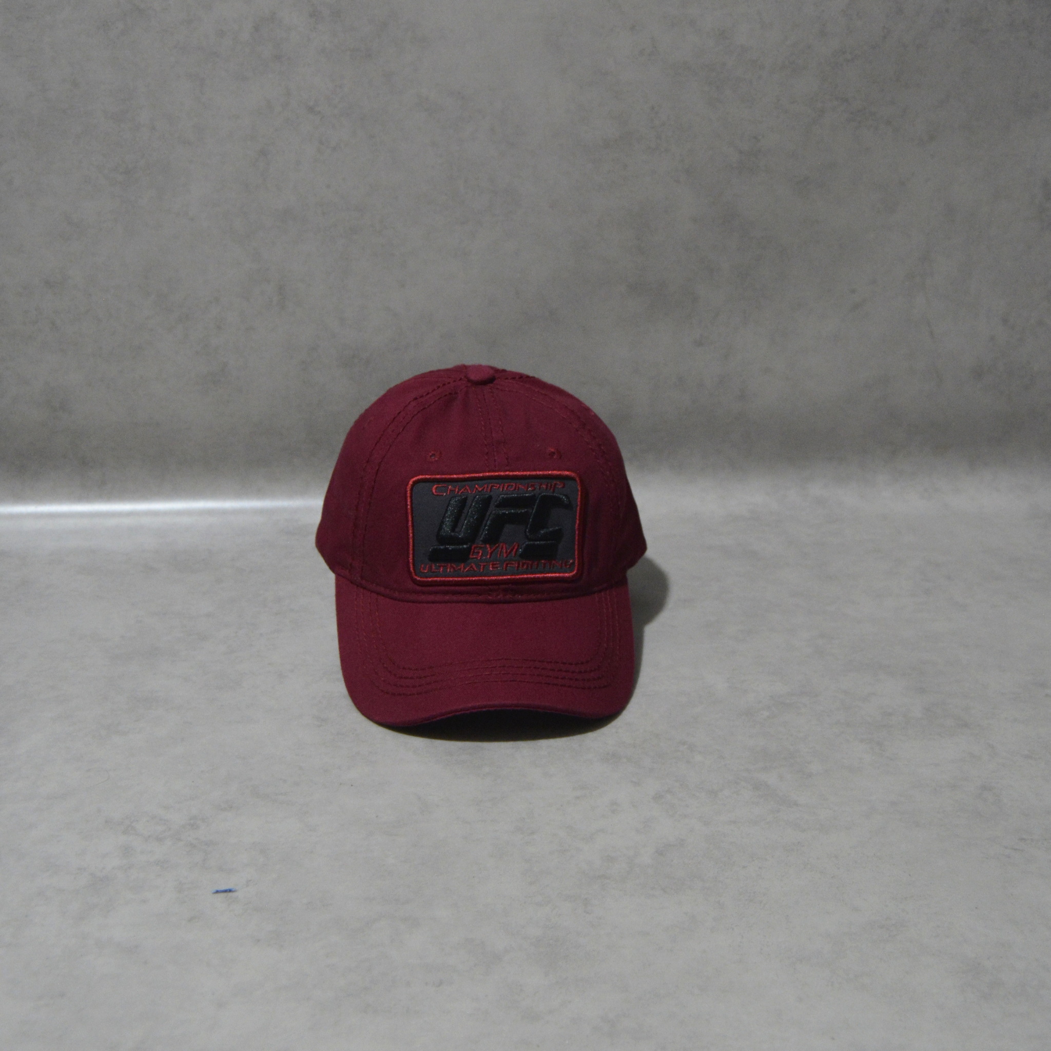 Casquette UFC Officielle – Style et Puissance avec plaque
