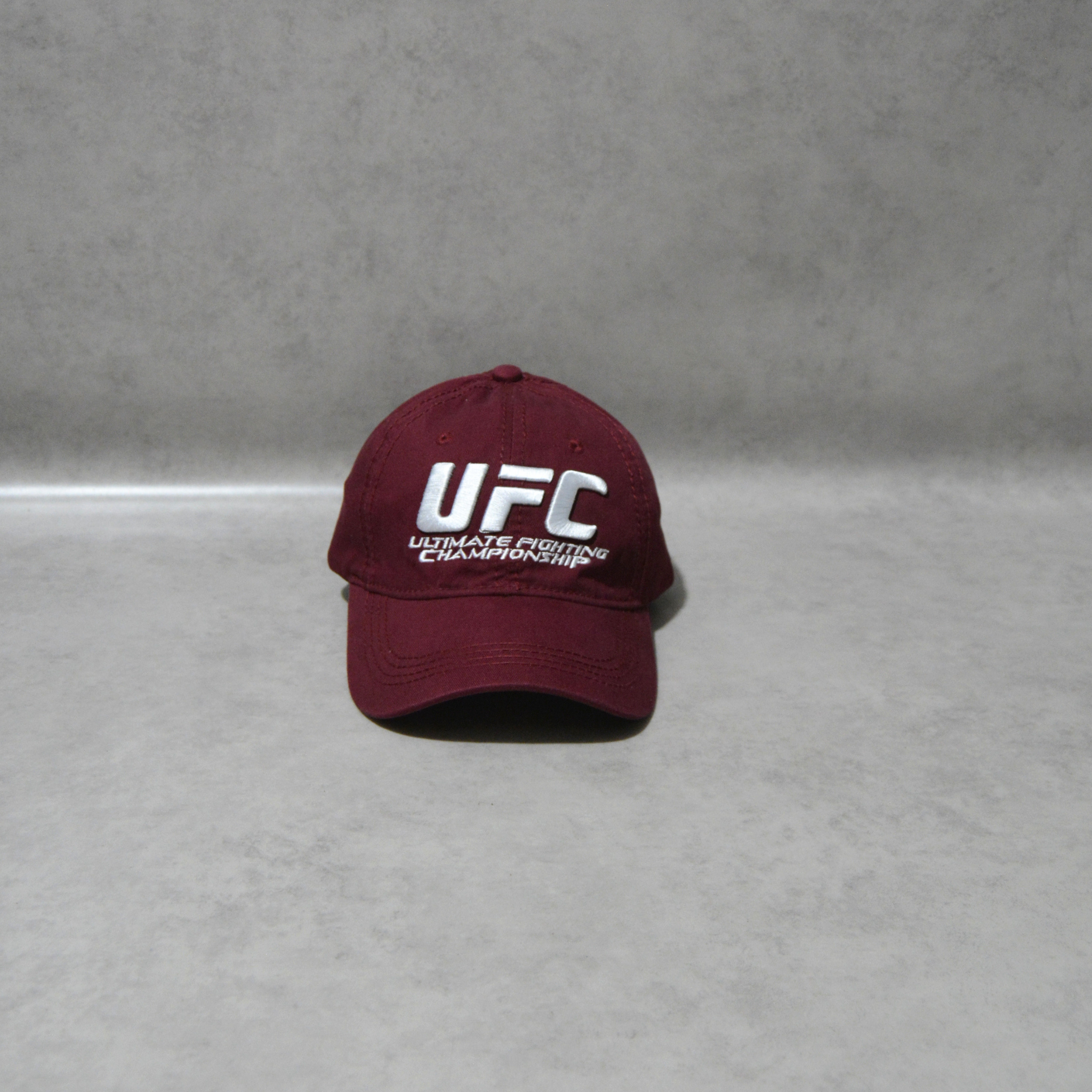 Casquette UFC simple – Style et Puissance
