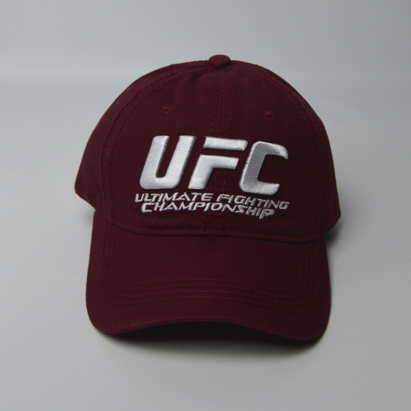 Casquette UFC simple – Style et Puissance